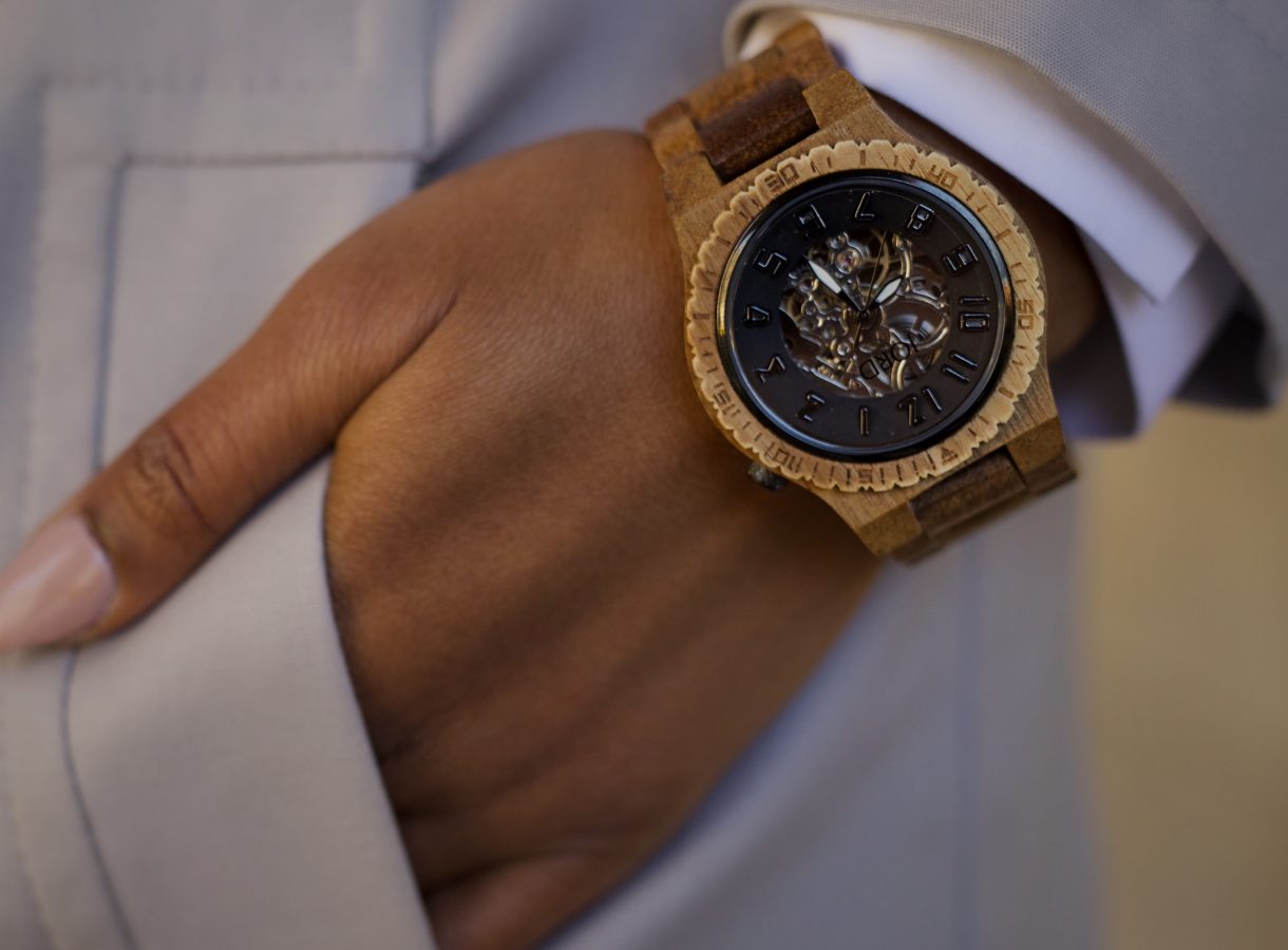 THE PERFECT ACCESSORY: A TIMELESS PIECE